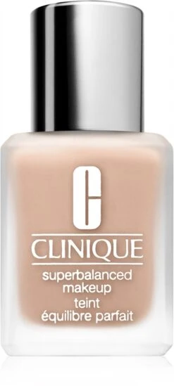 Clinique Superbalanced™ Makeup